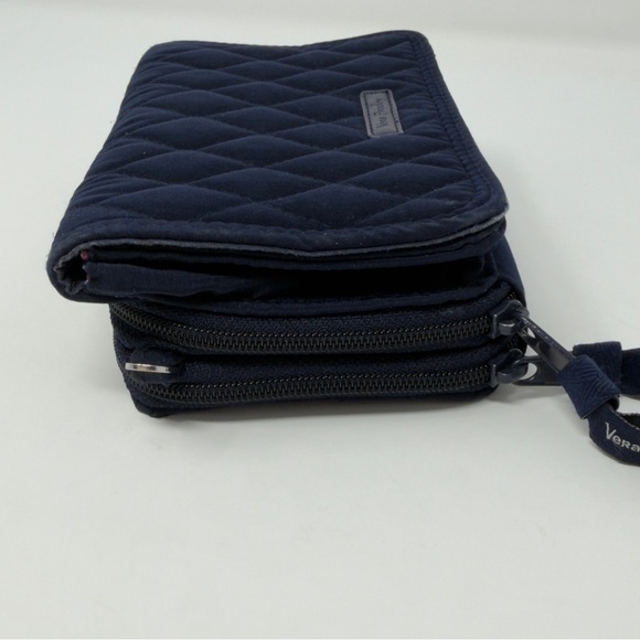Vera Bradley Quilted RFID All-In-One Wallet Navy Blue Quilted Floral NO STRAP - Picture 8 of 16